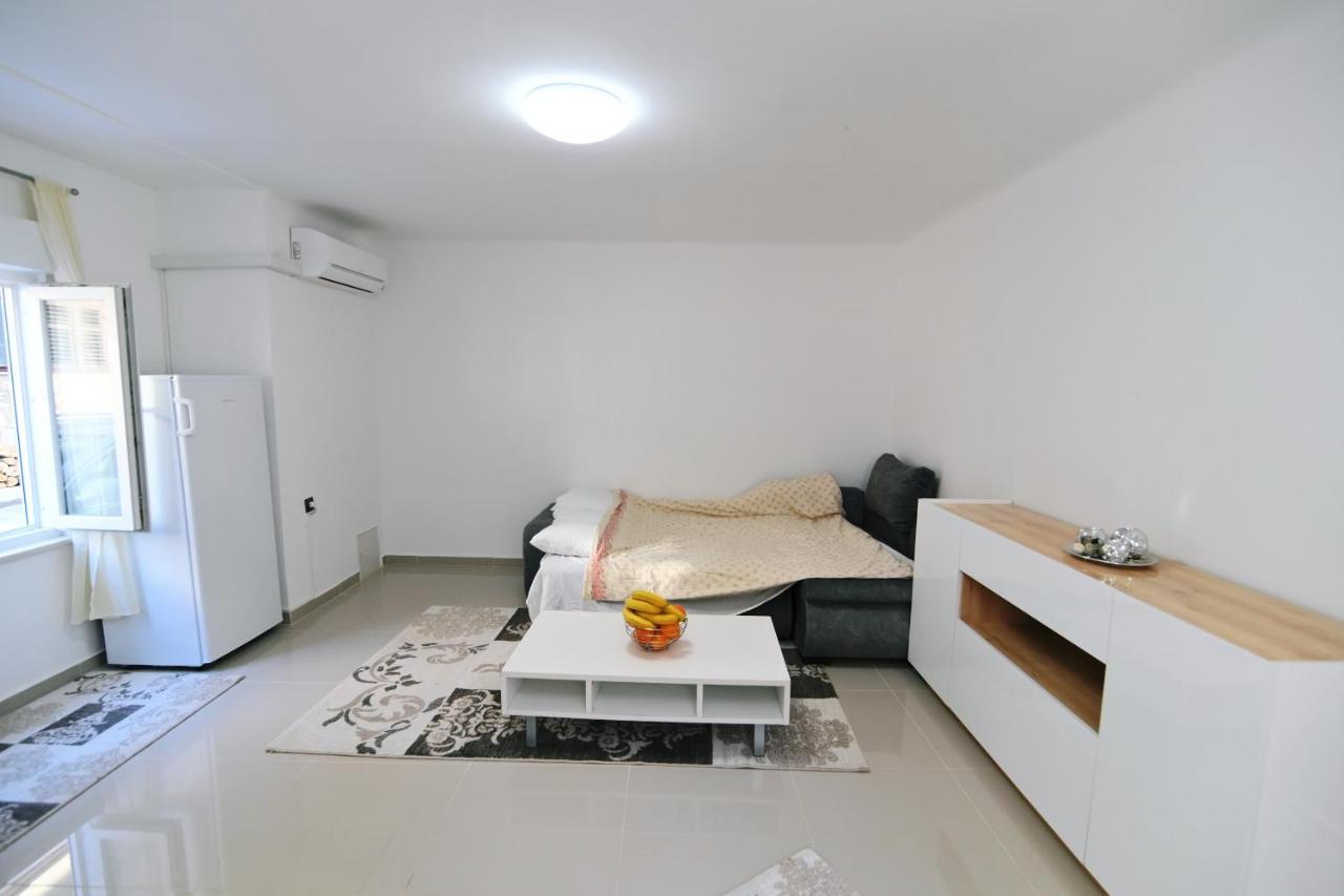 Tyson Studio Apartments Kraljevica Exterior photo