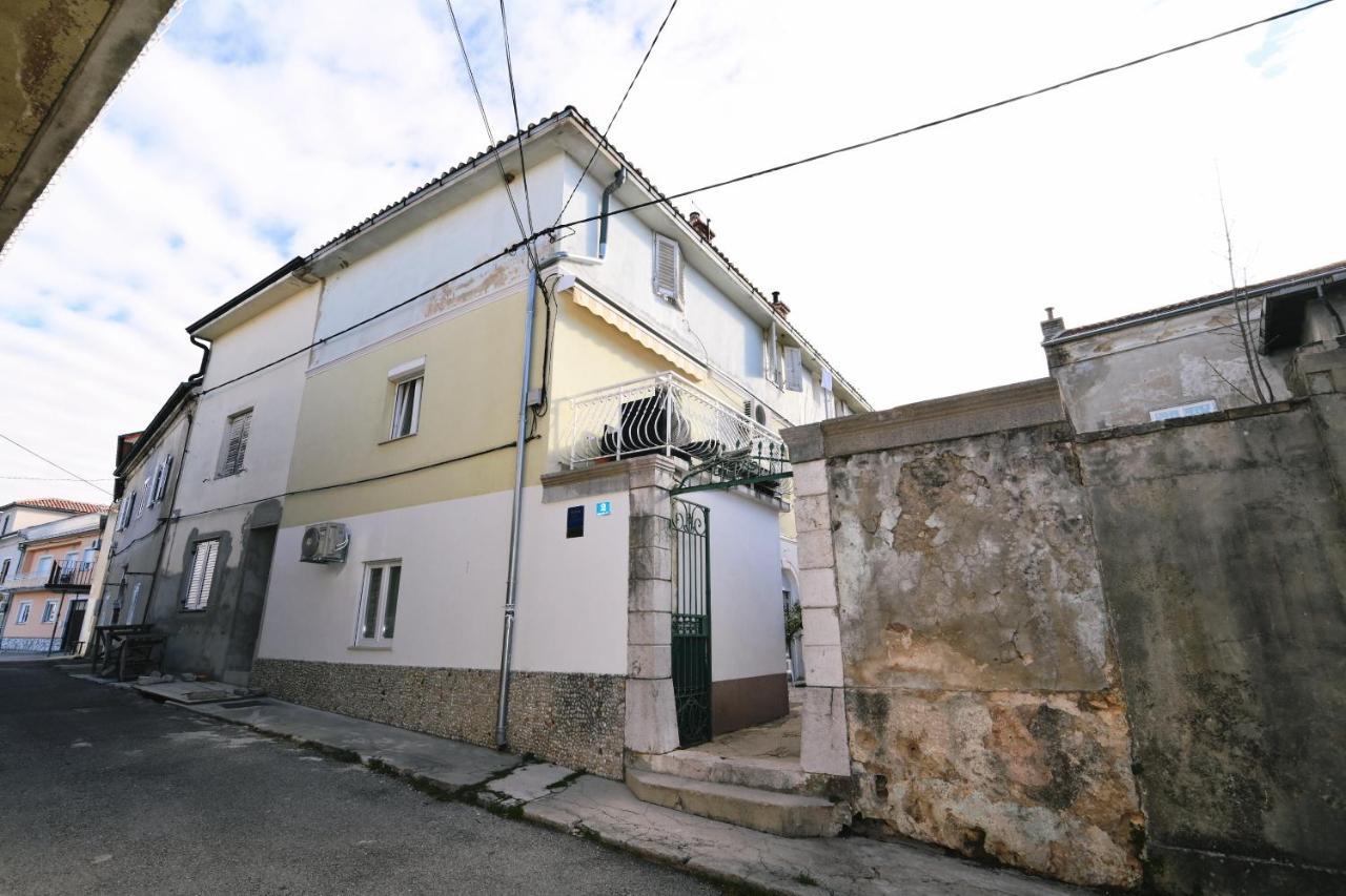 Tyson Studio Apartments Kraljevica Exterior photo